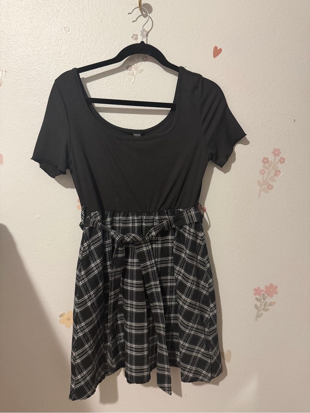 SHEIN Black Scoop Dress